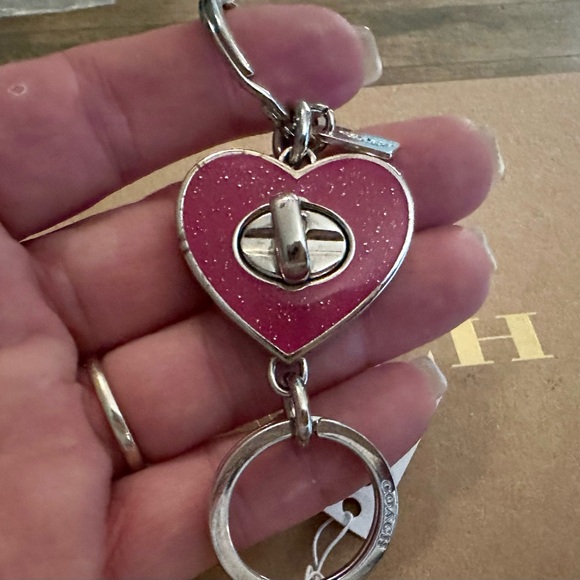 Coach Pink Glitter Heart Valet Keychain Fob Bag Charm - Picture 5 of 13